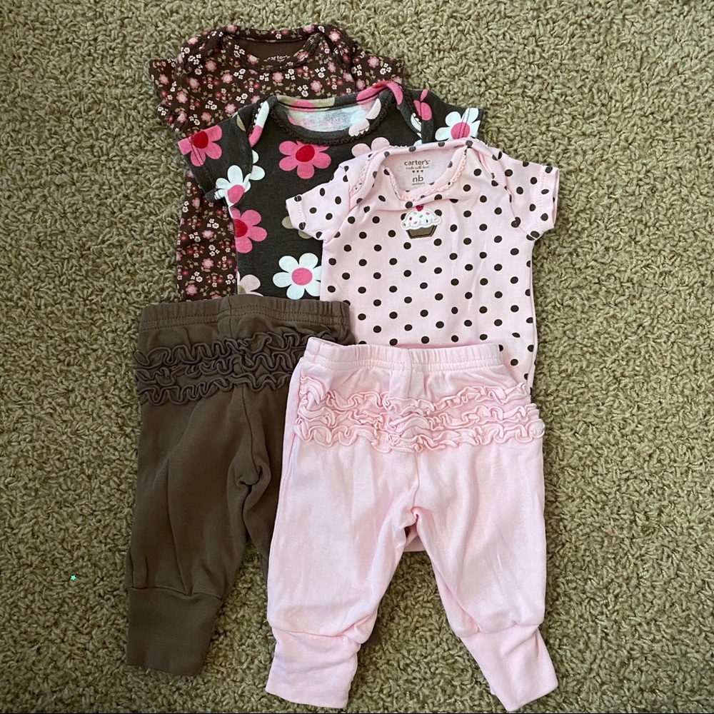 Carter’s baby girl set